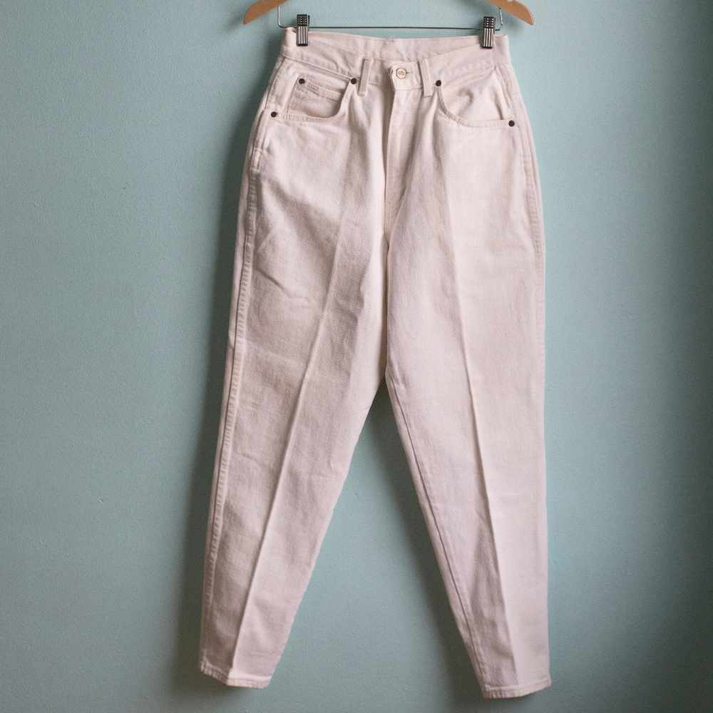 Vintage Chic High Waisted Mom Jeans
